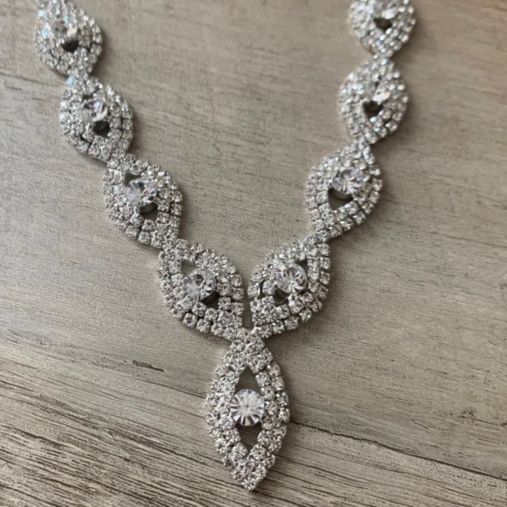 Silver necklace